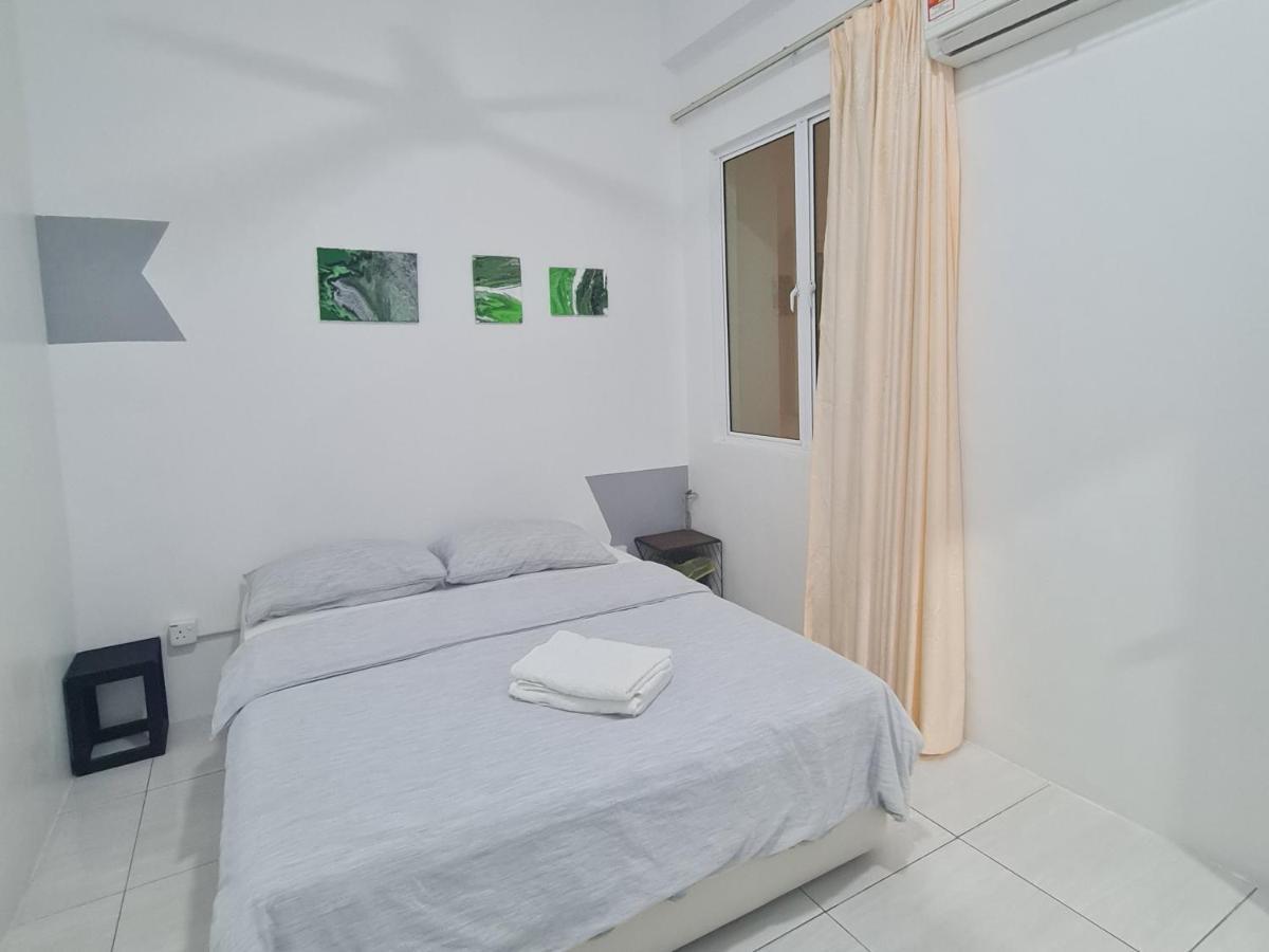 Full Moon Apartment Kuah Exterior foto
